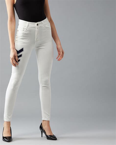 Buy Women S White Skinny Fit Denim Jeans For Women White Online At Bewakoof
