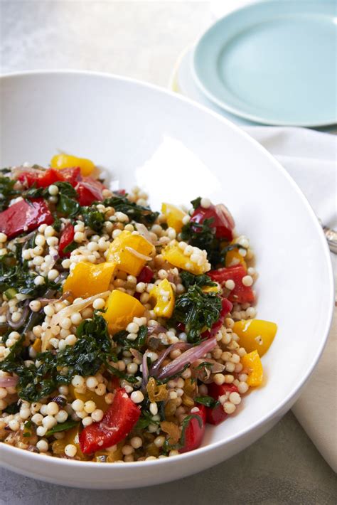 This israeli couscous recipe with spinach and mushrooms is a delicious weeknight dinner option. COOKING ON DEADLINE: Israeli Couscous, Swiss Chard ...