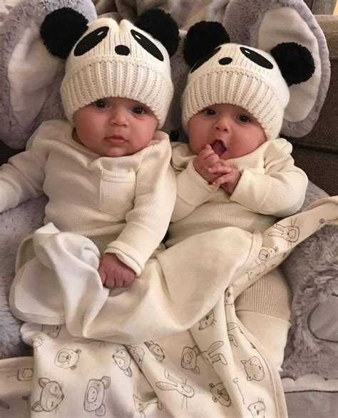 Soooo Cutebabyadorable🐼🐼smile Twin Baby Girls Cute
