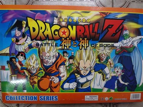 Beyond the epic battles, experience life in the dragon ball z world as you fight, fish, eat, and train with goku, gohan, vegeta and others. Kit 5 Bonecos Articulados Dragon Ball Z + Brinde Beyblade - R$ 84,00 em Mercado Livre