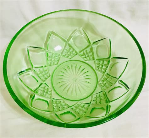 Hazel Atlas Inch Vaseline Glass Diamond Arches Green Bowl S