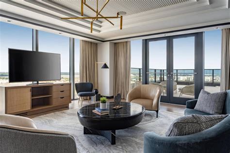 Suites At Jw Marriott Tampa Water Street Suiteness — Stay Connected