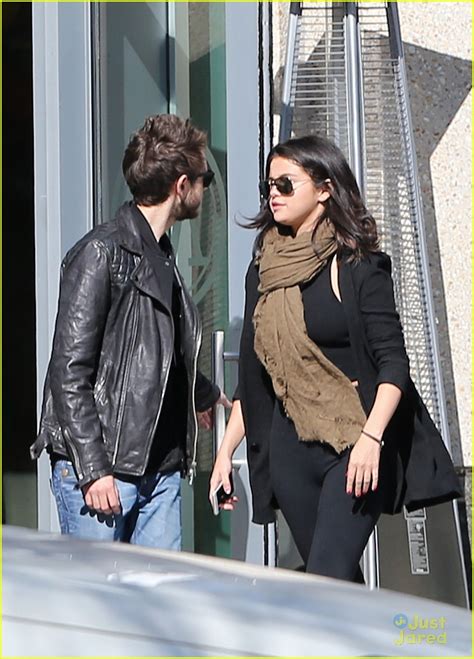Selena Gomez Grabs Lunch With Zedd In Atlanta See The Pics Photo