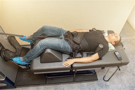 A Guide To Spinal Decompression Therapy Montvale Health Sport Spine Montvale Nearsay