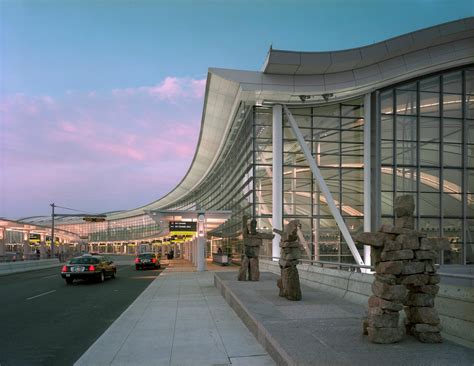 Toronto Pearson International Airport Terminal 1