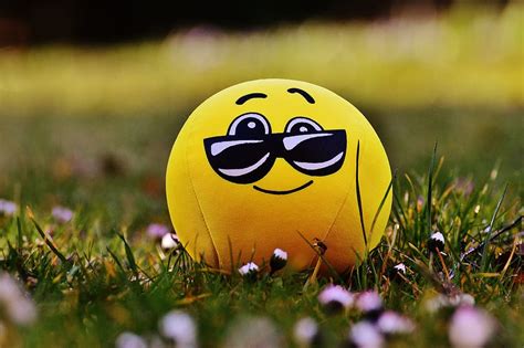 Hd Wallpaper Smiley Cool Yellow Glasses Funny Sweet Cute Face
