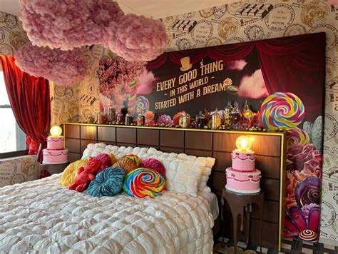 Tour A Willy Wonka Themed Hotel Suite In Nyc Hgtv