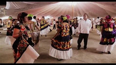 Las Velas En Juchitán Oaxaca Youtube