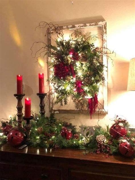 44 Lovely Christmas Wall Decor Ideas For Your Homes Pimphomee