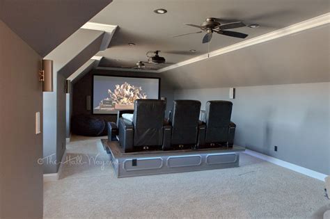 Designing and building your own home theater can be a fun process whether you have experience in design and decorating or not. DIY Home Theater - Bonus Room #Platform #riser #media #man ...