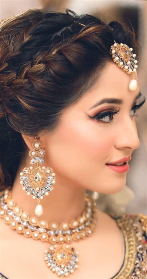 This Latest Hair Styles For Indian Bride For Hair Ideas Best Wedding Hair For Wedding Day Part