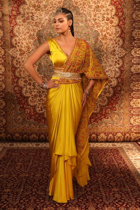 15 Best Saree Draping Styles With Videos To Ace Your Wedding Look