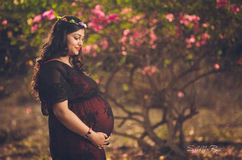 Maternity Photoshoot Service At Rs 7000seasion Photography Job Work