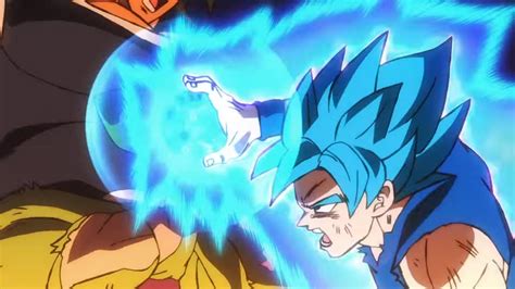 Dragon ball fights ever since the major shift of being an adventure manga to a battle manga have been like gotenks' super ghost kamikaze attack, the mafuba making a resurgence in the goku black arc why not more creative abilities like those instead of dragon balls' boneheaded philosophy of. Son Goku vs Broly | Dragon ball, Blue wallpapers, Dragon ...