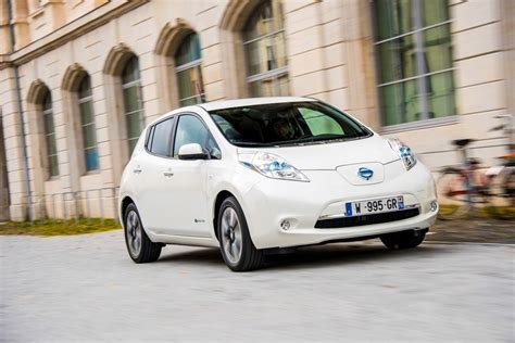 Nissan Celebrates 75000 Evs In Europe Ev Industry News