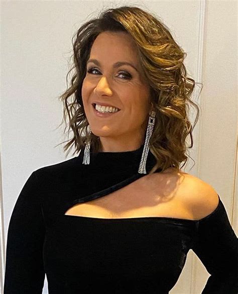 Gmbs Susanna Reid Turns Heads At Ntas In Figure Hugging Cut Out Dress