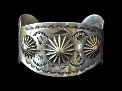 Vintage Native American Navajo Stamped Repousse Sterling Silver Cuff