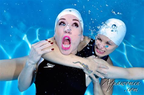 Aquawomen Com Just Added A New Gallery With Two Girls Catfighting Underwater Of Course