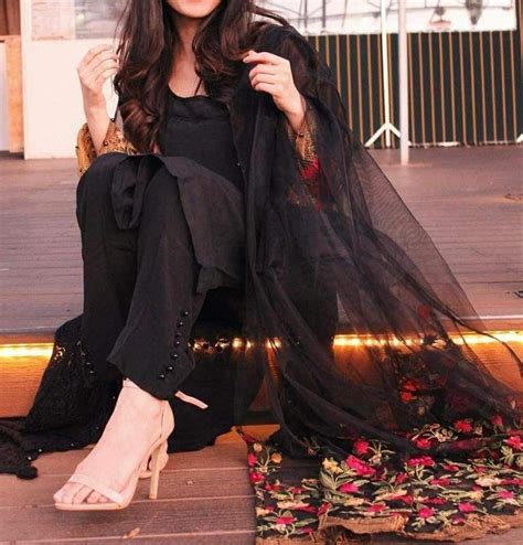 Pin By Sumiya On Cute Dpz For Fb And Whats App Girls Black Dress Wear Black Dresses Stylish