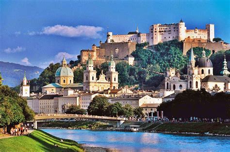 Tourism And Travel Enjoy Touring Distinctive Salzburg In The Heart Of