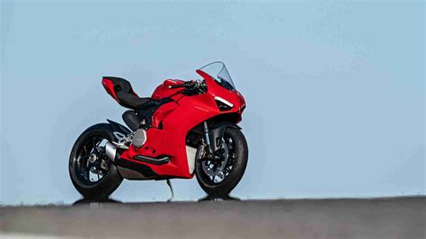 Official 2020 Ducati Panigale V2 Hd Wallpapers Iamabiker Everything