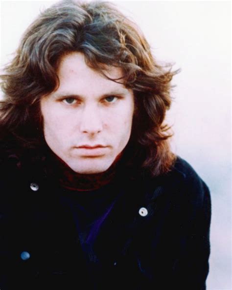 20 Amazing Color Portrait Photos Of Jim Morrison From The Late 1960s