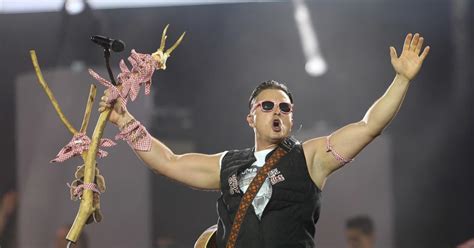 20 songs, die alle fans von andreas gabalier natürlich kennen. Andreas Gabalier: Alle Lieder auf seinem neuen Album 2019