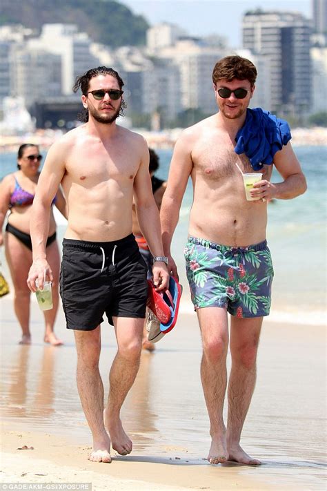 Game Of Thrones Actor Kit Harington Shirtless On The Beach In Brazil