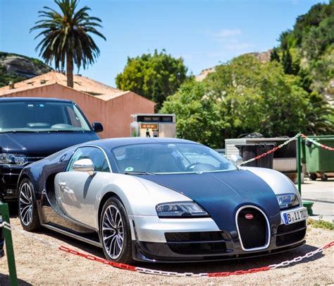 Bugatti Veyron Super Sport Painted In Silver With Blue Tinted Carbon