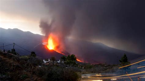 Spains La Palma Island Volcano Eruption Enters Eighth Week