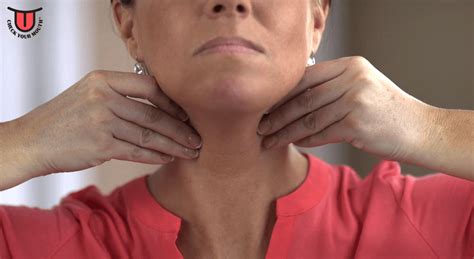 A lump (nodule) that can be felt through the skin on your neck changes to your voice, including increasing hoarseness Introduction - Check Your Mouth