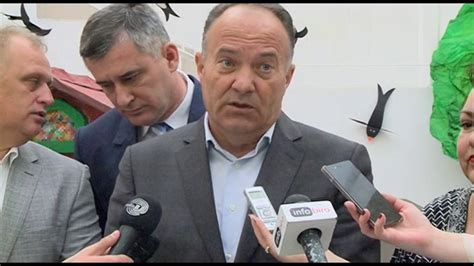 Zemun Mladen Sarcevic Ministar Prosvete O Resavanju Problema
