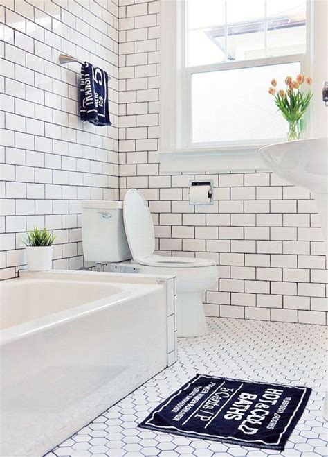 20 Small Bathroom Floor Tile Ideas Decoomo