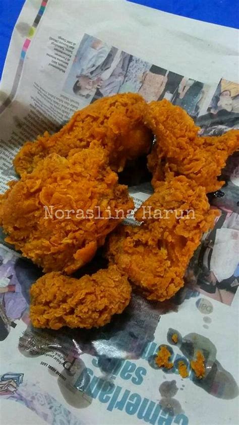 Tenang moms, meskipun #dirumahaja, kita tetap bisa menikmati lezatnya ayam goreng mcd kok. Resepi Ayam Goreng Spicy Ala McD Menggunakan 6 Bahan Sahaja