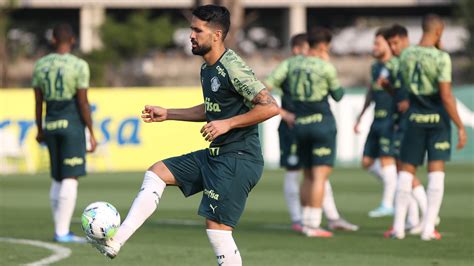 verdão faz uma hora e meia de treino tático e encerra preparação para derby palmeiras