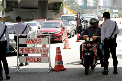 Atas nasihat dan penilaian risiko kkm, sidang semalam bersetuju untuk menamatkan pkpb negeri perak pada 6 disember 2020 seperti yang dijadualkan.menteri. PKPB di Selangor, KL, Sabah dilanjutkan sehingga 20 ...