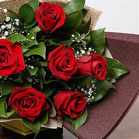 Romantic Red Roses Bouquet Delivery In Singapore Fnp Sg