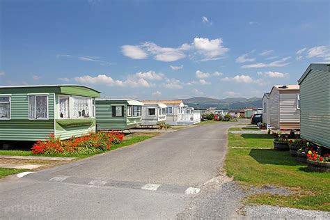 Find The Best Touring Caravan Sites In New Quay Ceredigion Pitchup
