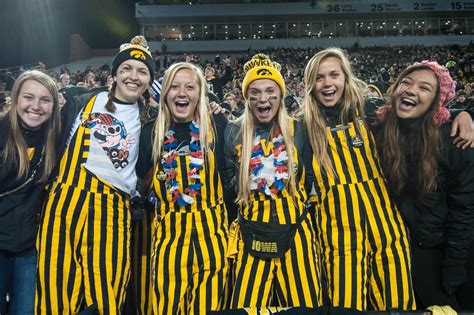 Game Day Ootd Tailgate Outfit Iowa Football Overall Outfit