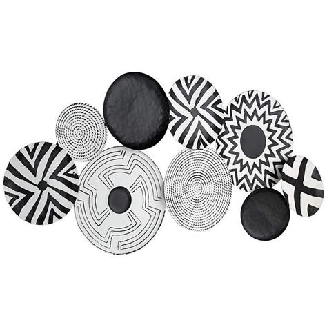 Abstract Discs 45 14 Wide Black And White Metal Wall Art 61x58