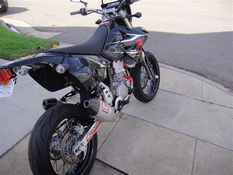 It got tricked out with the most amazing parts available for the suzuki. SUZUKI DRZ 400 SUPERMOTO 2009 - STREET LEGAL - mxcalifa's ...