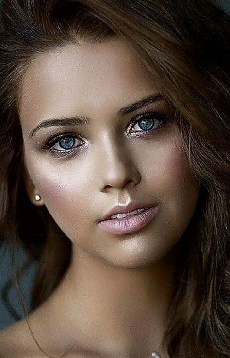 Woman Beautiful Girl Face Gorgeous Eyes Beautiful Women Faces