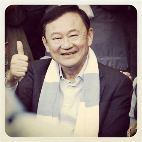 เค้าคนนี้ก็เป็นอีกหนึ่งนักเตะแกนสำคัญที่พาทีมคว้าแชมป์ premier league ครั้งแรกของสโมสร ด้วยการลงเล่นมากถึง 176 เกม ยิงไป 26 ลูก. PANTIP.COM : P12034646 แฉภาพทักษิณ ชินวัตรถูกแฟนคลับแมน ...