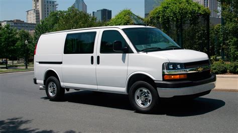 2018 Chevrolet Express Cargo Review And Ratings Edmunds