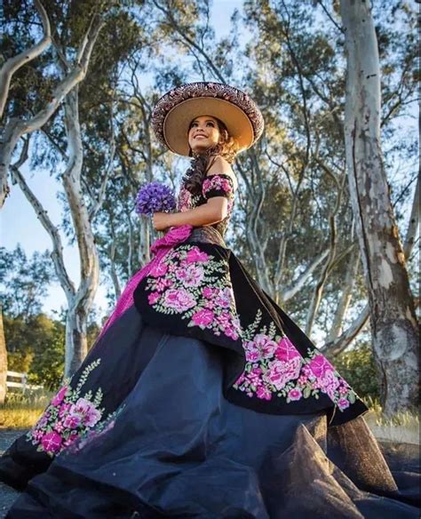 【多彩墨西哥】好“色”的墨西哥 色彩缤纷的墨西哥服饰 园区新闻 园区动态 北美华富山工业园