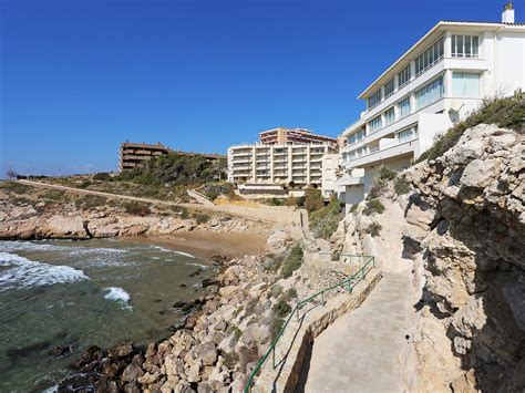 Les clients auront accès à une piscine en plein air et toutes les unités disposent d'un four, un congélateur et un frigidaire. Apartment Rits Salou, Spain - Booking.com