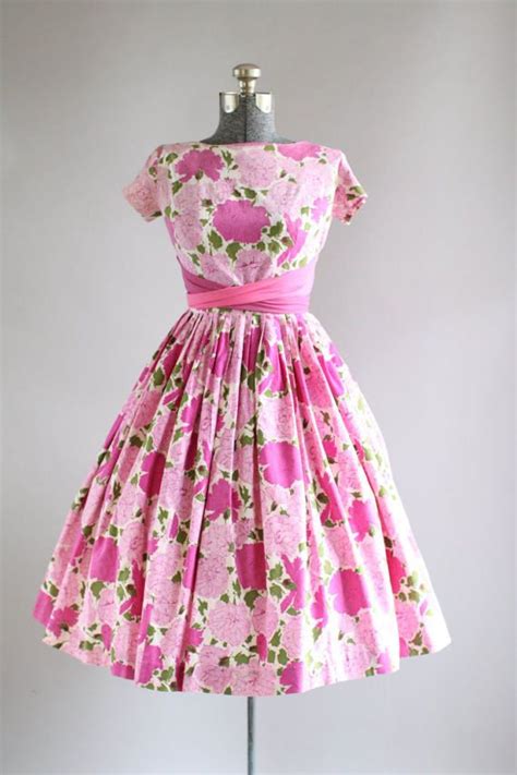 Vintage 1950s Dress 50s Cotton Dress Pink Floral Print Dress W Two