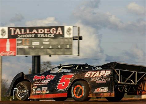 Pin By Alan Braswell On Dirt Track Dirt Late Model Racing Late Model