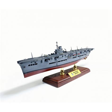 HMS Ark Royal Carrier Modell Forces Of Valor