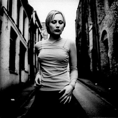 Tom helsen ft geike arnaert — home 03:12. Hooverphonic Bootlegs: Hooverphonic - Live at Dour ...